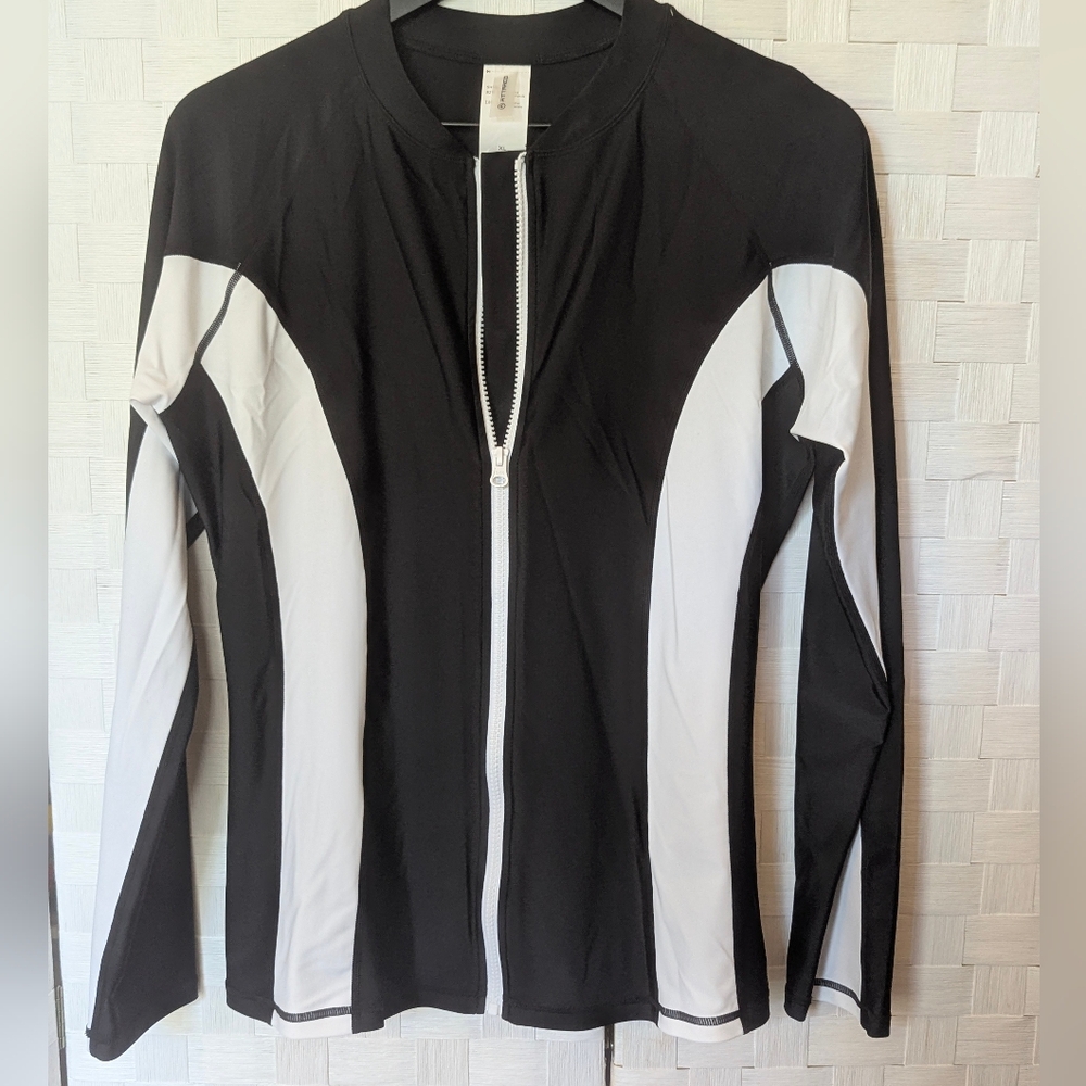 ATTARCO Chic Black and White Zip-Up Jacket Aerobic coat soft!